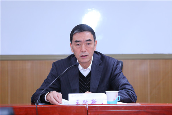 國(guó)家統(tǒng)計(jì)局高級(jí)統(tǒng)計(jì)人才暨青年業(yè)務(wù)骨干素養(yǎng)提升專(zhuān)題班在清華開(kāi)學(xué)
