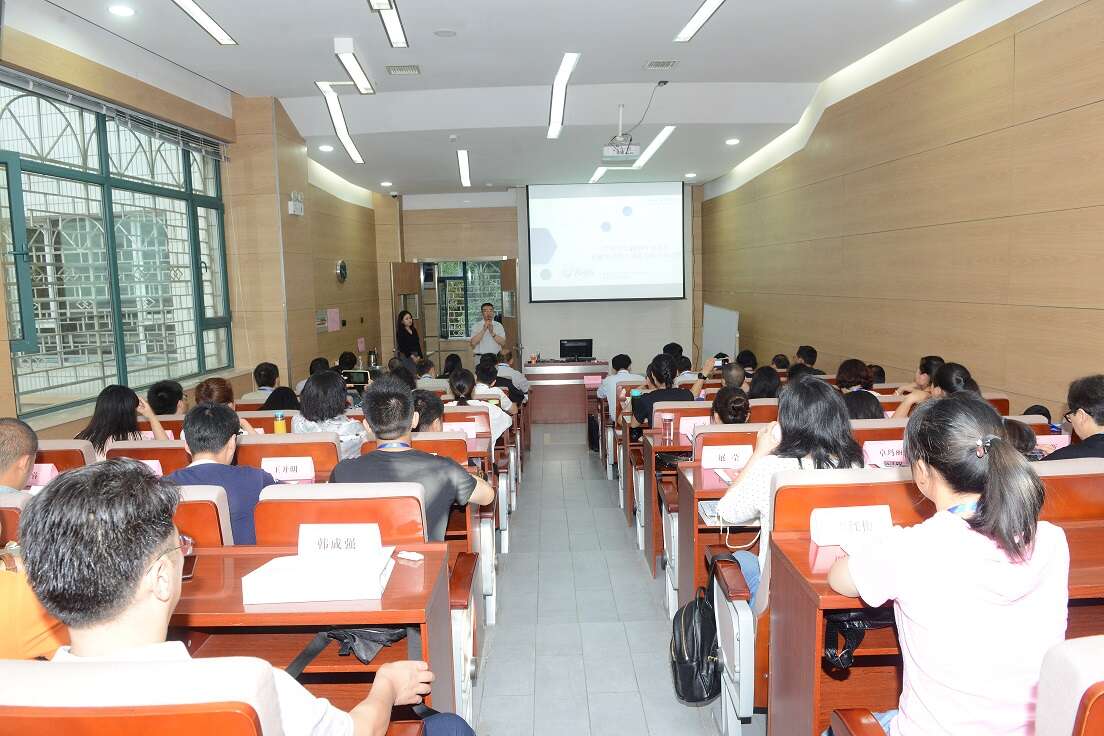 蘭州大學2018年曲靖市投融資系統(tǒng)公務(wù)人員能力提升培訓班成功舉辦