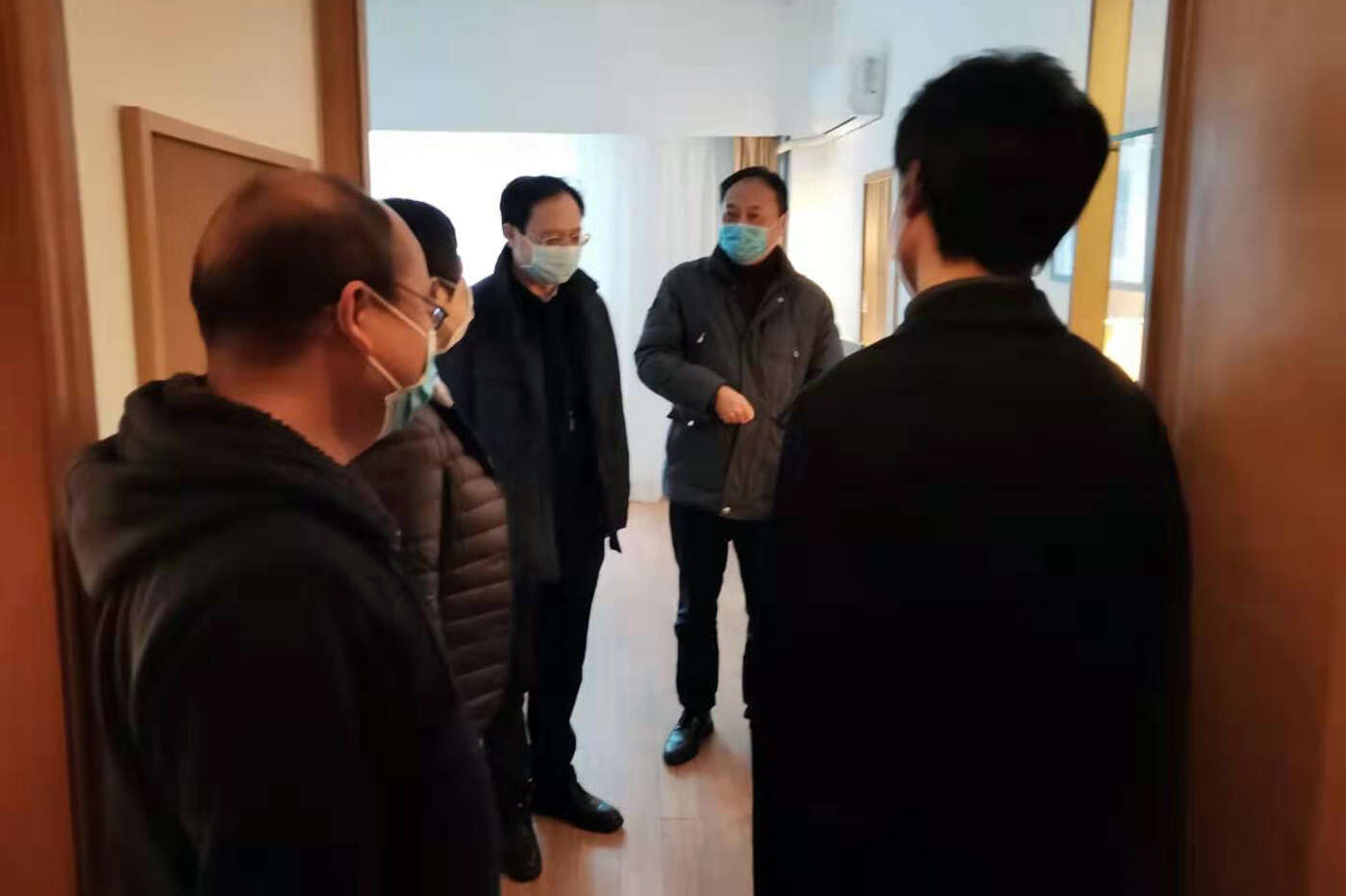 干訓網分享:上海市教委副主任賈煒來校調研檢查疫情防控落實情況