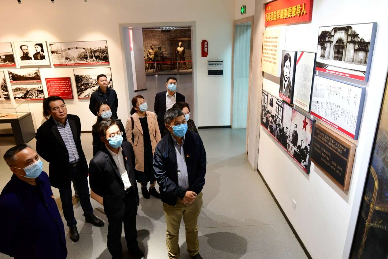 “暨南大學(xué)思想政治教育基地”掛牌儀式在蔡和森同志紀(jì)念館掛牌