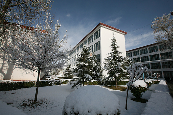 西藏大學學生宿舍