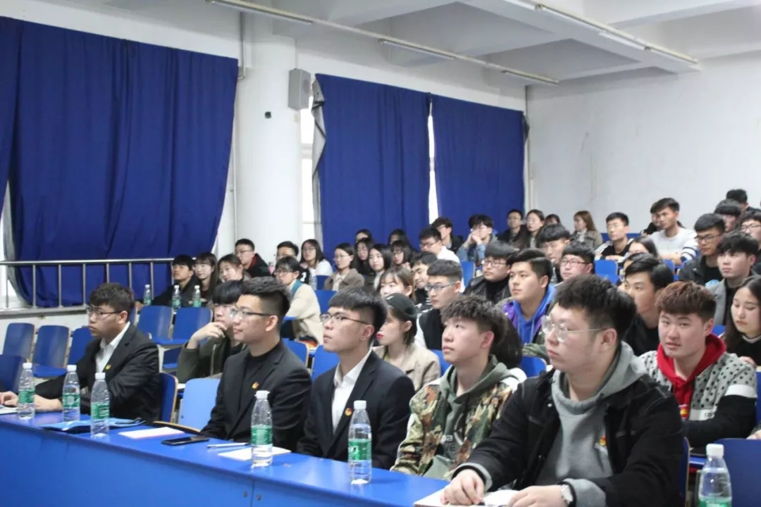 生態環境工程學院成功召開學生公務人員培訓大會