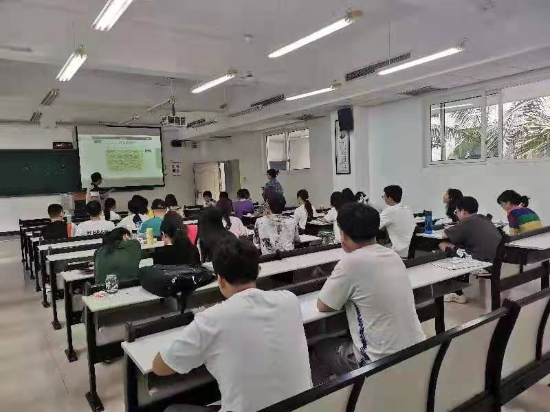 重慶工商大學首屆“互聯網營銷師”新職業培訓班正式開班
